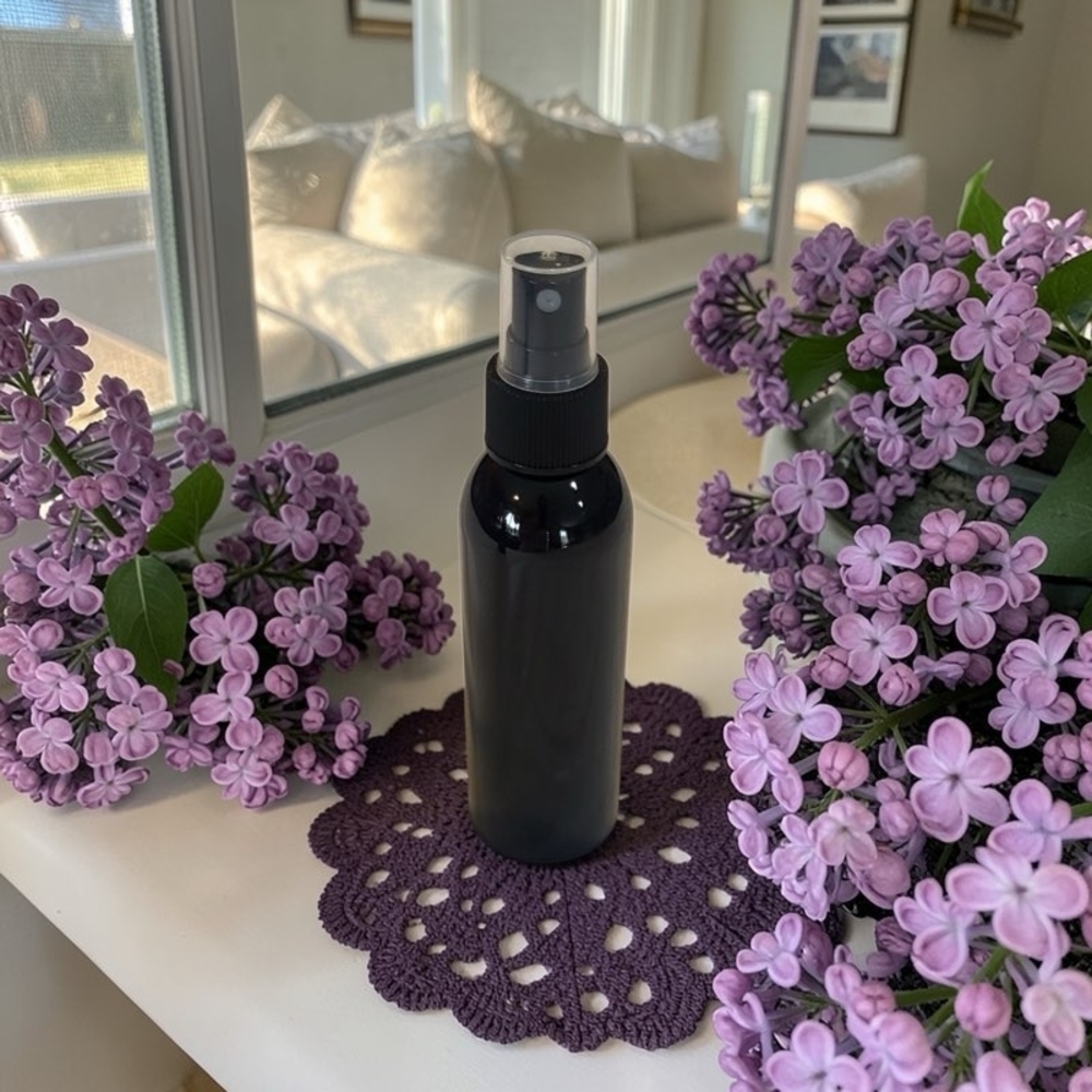 Orchid & Vine Home Refresh Room & Linen Spray Clean Living Lilac Breezes